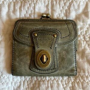 RARE Coach Vintage Y2K 90's Legacy Genuine Leather French Framed Kisslock Wallet